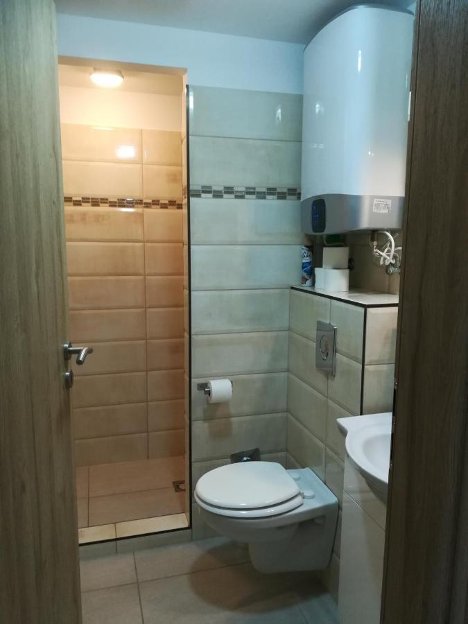 Zamardi Siraly Apartment ภายนอก รูปภาพ