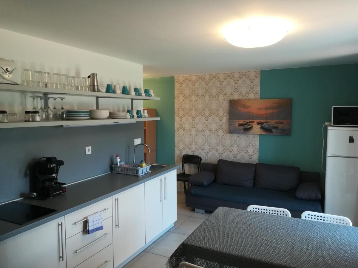 Zamardi Siraly Apartment ภายนอก รูปภาพ