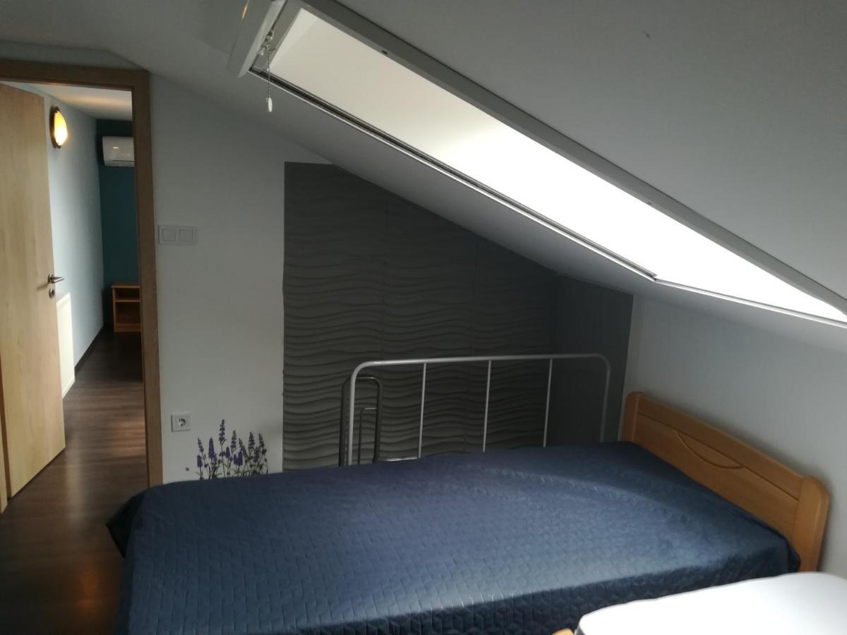 Zamardi Siraly Apartment ภายนอก รูปภาพ